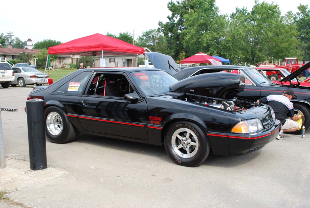 Back On The Eternal Hemi Project - Page 2 Car_show1